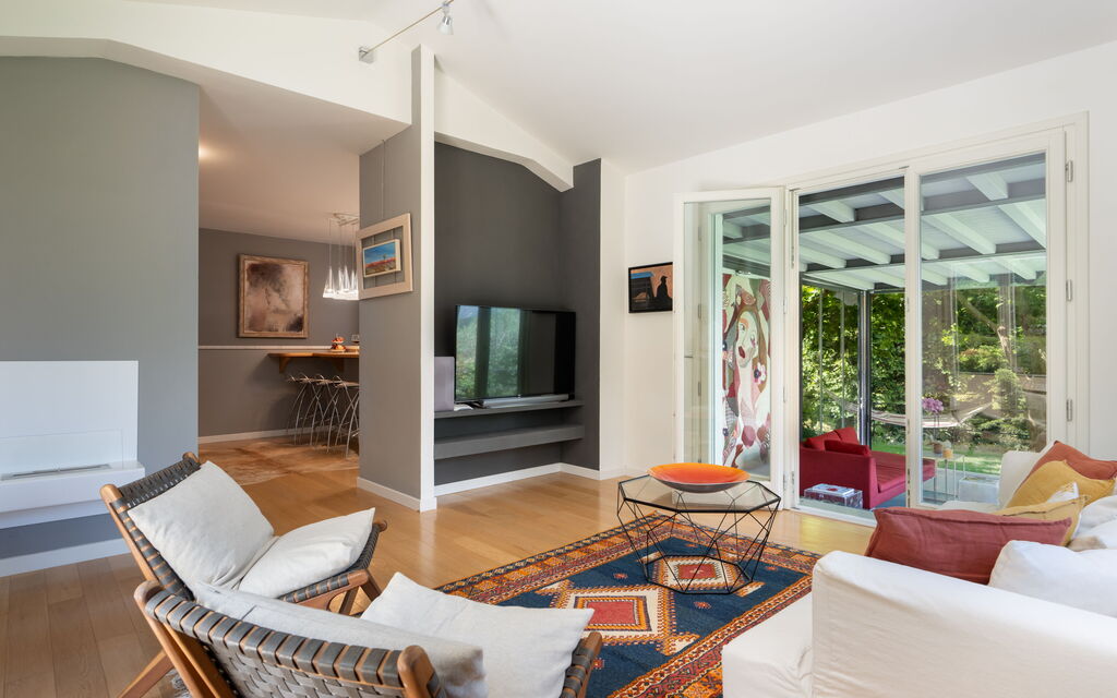 Luxury Green Marignana Villa, Versilia, Pool, Ac, Sauna: Autumn, Living Room, Spring, Summer