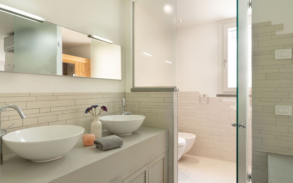 Luxury Green Marignana Villa, Versilia, Pool, Ac, Sauna: Autumn, Bathroom, Spring, Summer