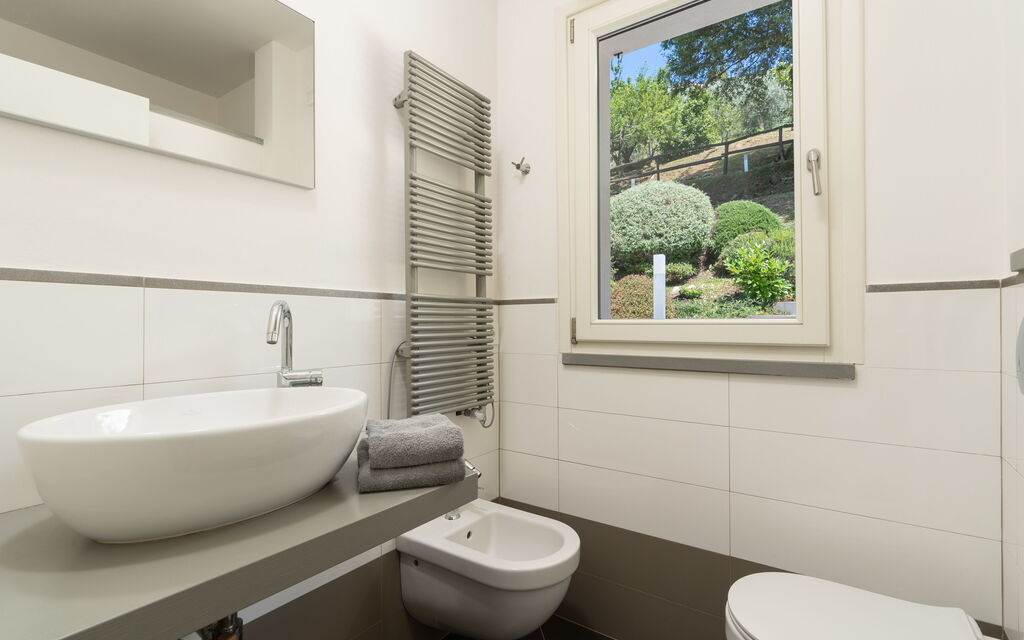 Luxury Green Marignana Villa, Versilia, Pool, Ac, Sauna: Autumn, Bathroom, Spring, Summer