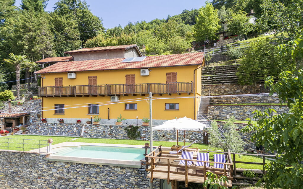 Casa Aurora - Recco, Liguria: Autunno, Estate, Piscina, Primavera
