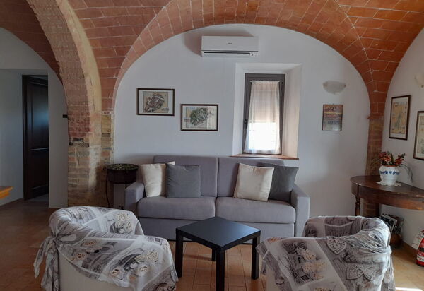 Villa Le Ripe Apartments - Gambassi Terme, Toscana: Autumn, Kitchen, Living Room, Spring, Summer