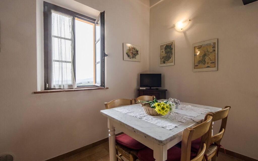 Villa Le Ripe Apartments - Gambassi Terme, Toscana - : Autumn, Kitchen, Living Room, Spring, Summer