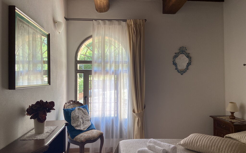 Villa Le Ripe Apartments - Gambassi Terme, Toscana - : Autumn, Bedroom, Spring, Summer