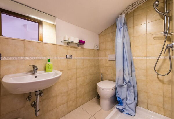 Villa Le Ripe - Gambassi Terme, Toscana: Autumn, Bathroom, Spring, Summer