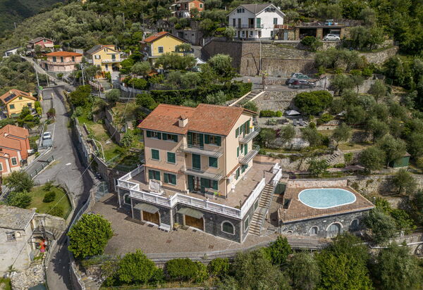 Belvedere, House With Private Pool And Garden, Recco: Autunno, Caratteristiche, Estate, Esterni, Piscina, Primavera