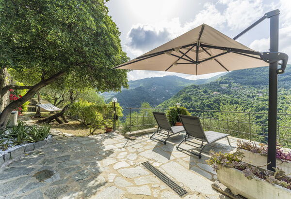 Belvedere, House With Private Pool And Garden, Recco: Autunno, Estate, Giardino, Primavera