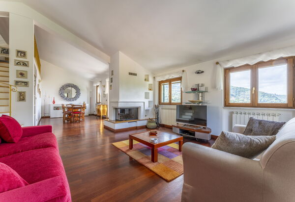 Belvedere, House With Private Pool And Garden, Recco: Autunno, Estate, Primavera, Soggiorno