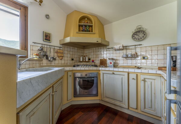 Belvedere, House With Private Pool And Garden, Recco: Autunno, Cucina, Estate, Primavera