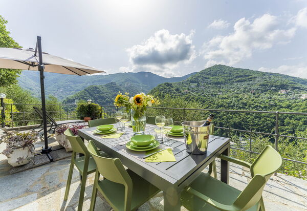 Belvedere, House With Private Pool And Garden, Recco: Autunno, Estate, Giardino, Primavera