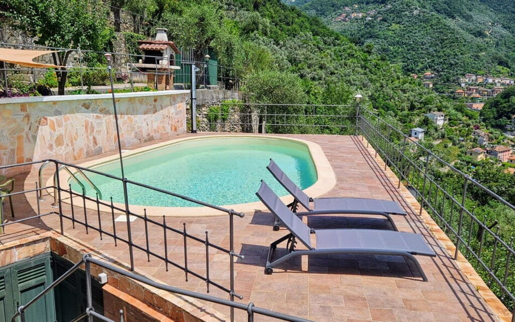 Belvedere, House With Private Pool And Garden, Recco: Autunno, Estate, Piscina, Primavera