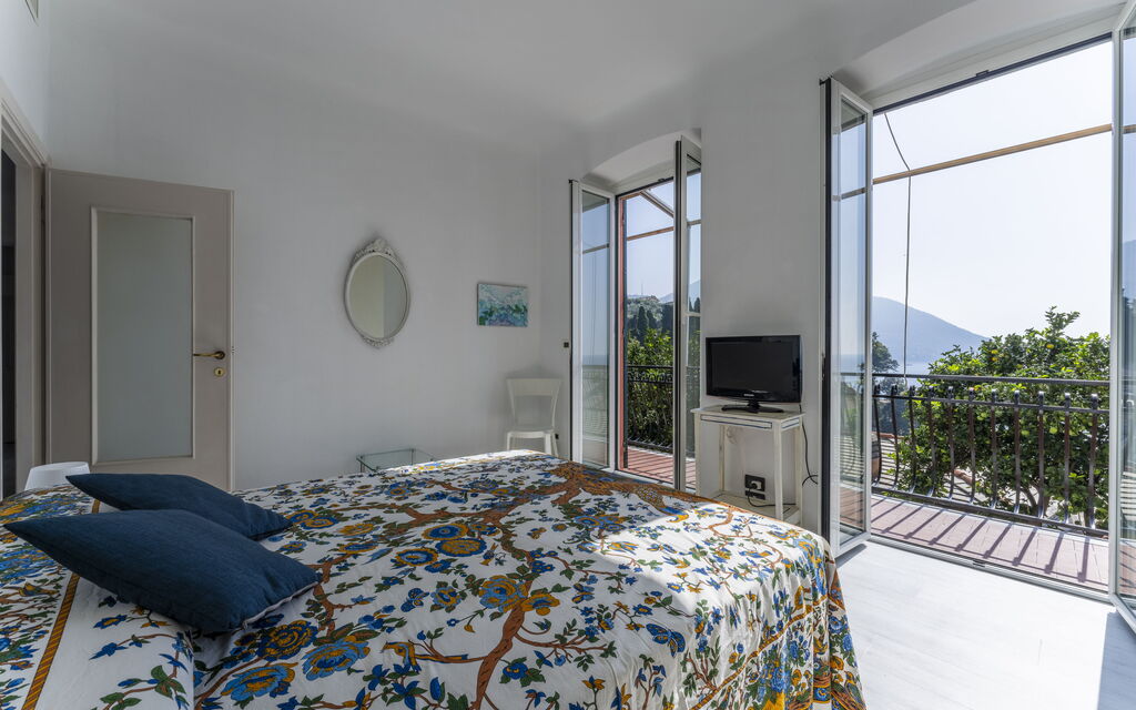 A Due Passi da Camogli 2, Seaview, Wifi: Autunno, Camera da letto, Estate, Primavera