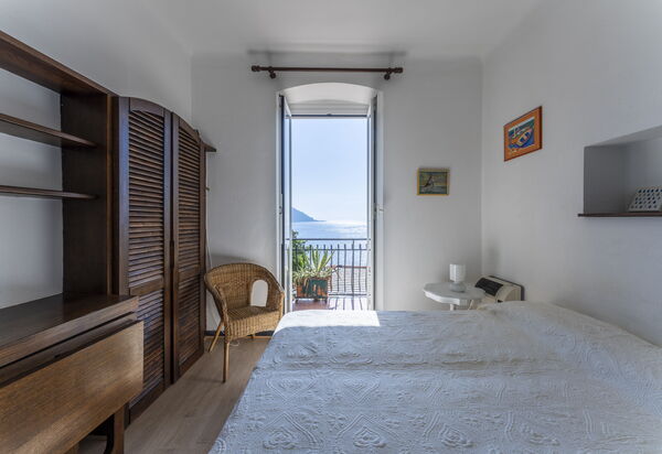 A Due Passi da Camogli, Seaview with Terrace, Wifi: Autunno, Camera da letto, Estate, Primavera
