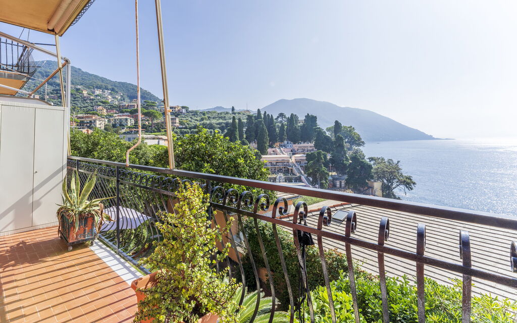 A Due Passi da Camogli, Seaview with Terrace, Wifi: Autunno, Balcone / Terrazza / Patio, Estate, Primavera