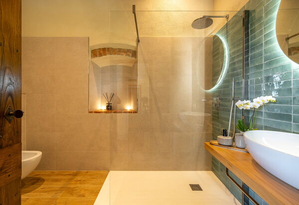 Monticchiello Apartment With Garden, Wifi, Pienza, Siena: Autumn, Bathroom, Building Exterior, Spring, Summer