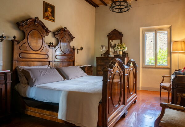 Monticchiello Apartment With Garden, Wifi, Pienza, Siena: Autumn, Bedroom, Building Exterior, Spring, Summer