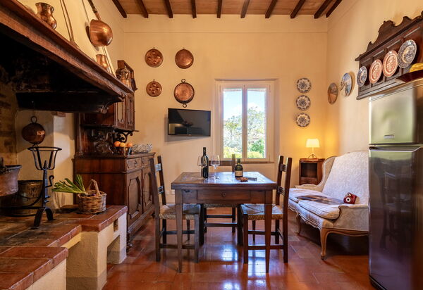 Monticchiello Apartment With Garden, Wifi, Pienza, Siena: Autumn, Building Exterior, Kitchen, Spring, Summer