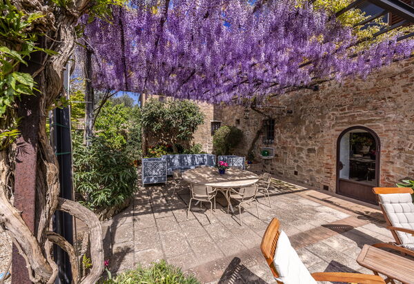 Monticchiello Apartment With Garden, Wifi, Pienza, Siena: Autumn, Garden, Spring, Winter