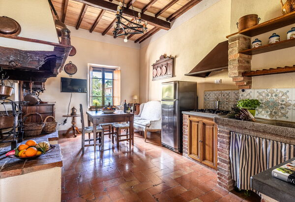 Monticchiello Apartment With Garden, Wifi, Pienza, Siena: Autumn, Kitchen, Spring, Winter