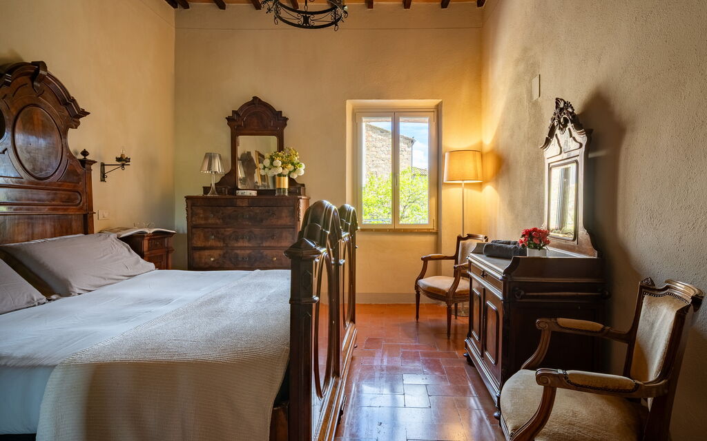 Monticchiello Apartment With Garden, Wifi, Pienza, Siena: Autumn, Bedroom, Building Exterior, Spring, Summer
