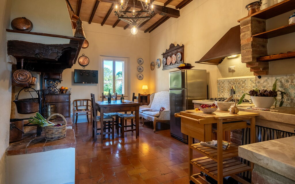 Monticchiello Apartment With Garden, Wifi, Pienza, Siena: Autumn, Building Exterior, Kitchen, Spring, Summer