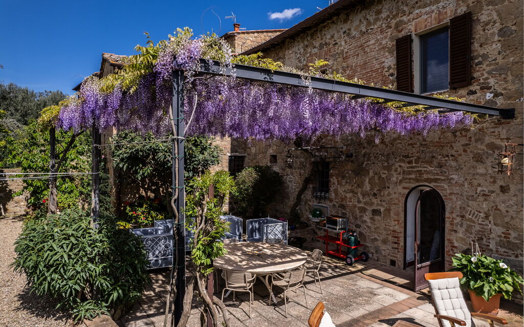 Monticchiello Apartment With Garden, Wifi, Pienza, Siena: Autumn, Garden, Spring, Winter