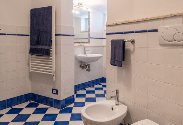 Argentarola House, Porto Santo Stefano, Seaview And Pool: Autumn, Bathroom, Spring, Summer