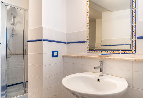 Argentarola House, Porto Santo Stefano, Seaview And Pool: Autumn, Bathroom, Spring, Summer