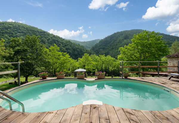 Locanda Di Alberi: Building Exterior, Outdoor, Pool, Scenic View