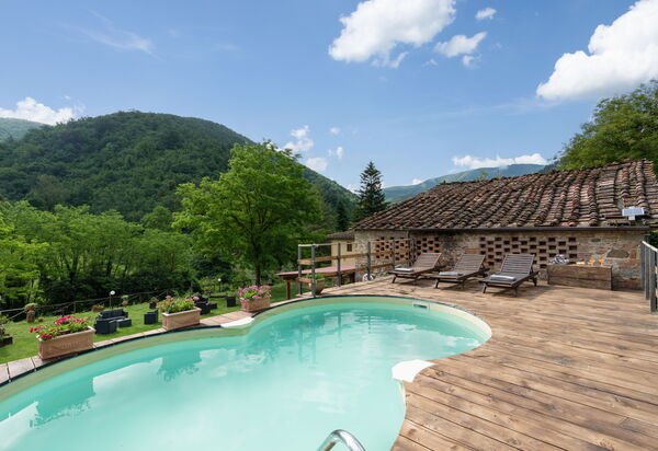 Locanda Di Alberi: Building Exterior, Outdoor, Pool, Scenic View