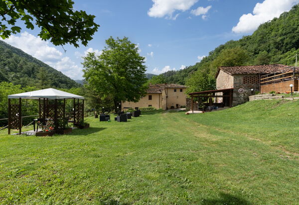 Locanda Di Alberi: Building Exterior, Garden, Outdoor