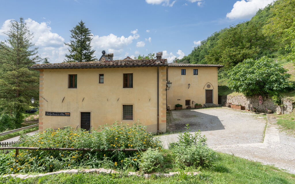 Locanda Di Alberi: Building Exterior, Main Entrance, Outdoor