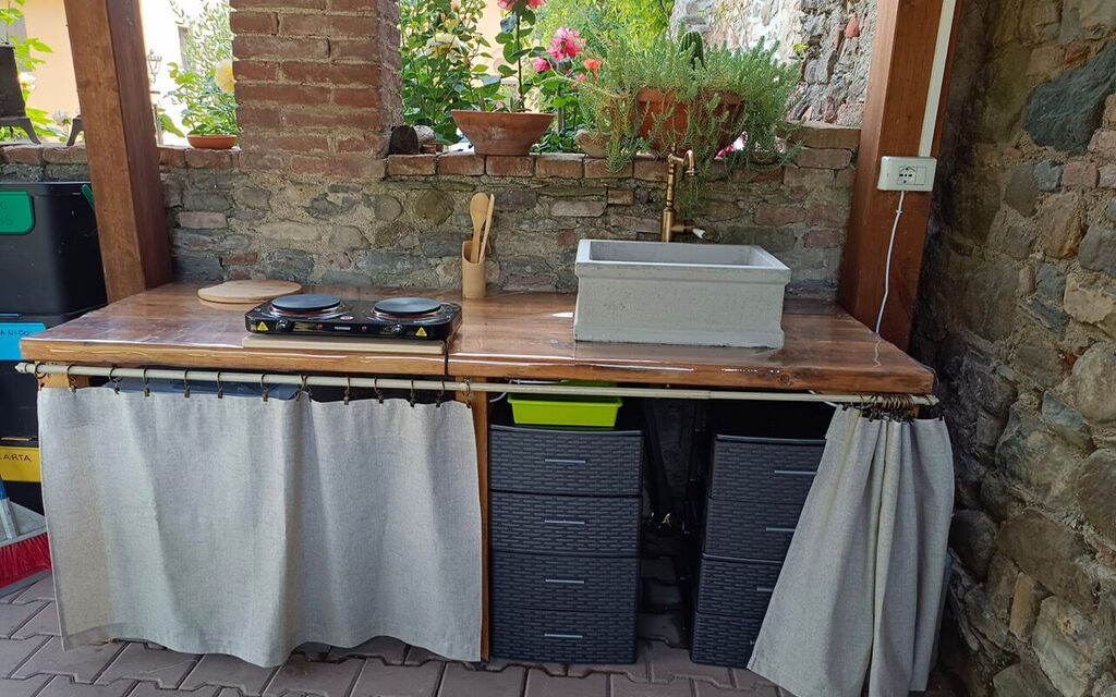 Locanda Di Alberi: Kitchen, Outdoor