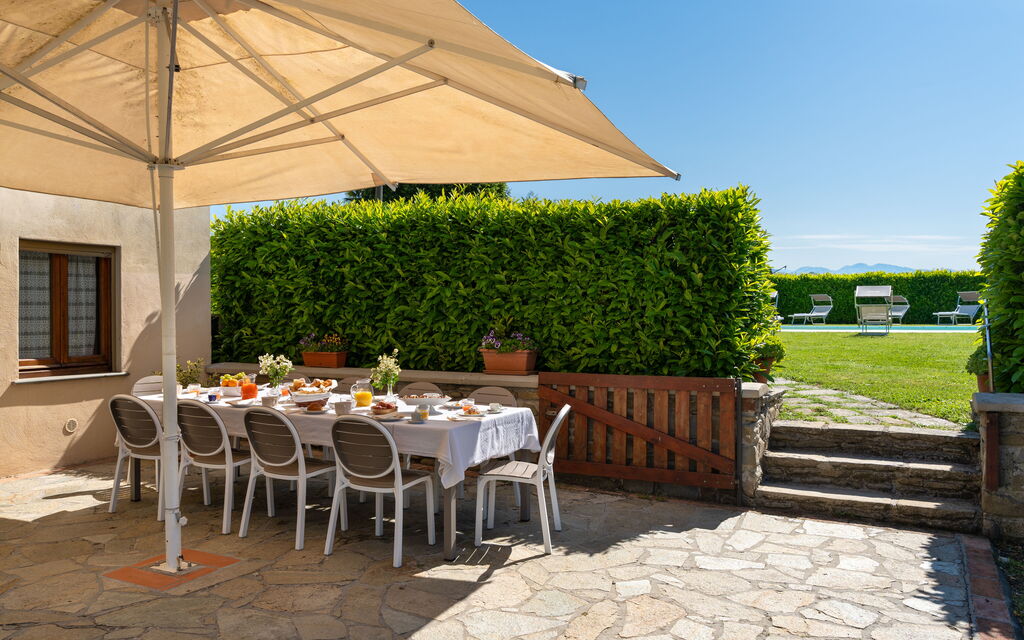 Podere Grossi: Balcony / Terrace / Patio, Building Exterior, Outdoor