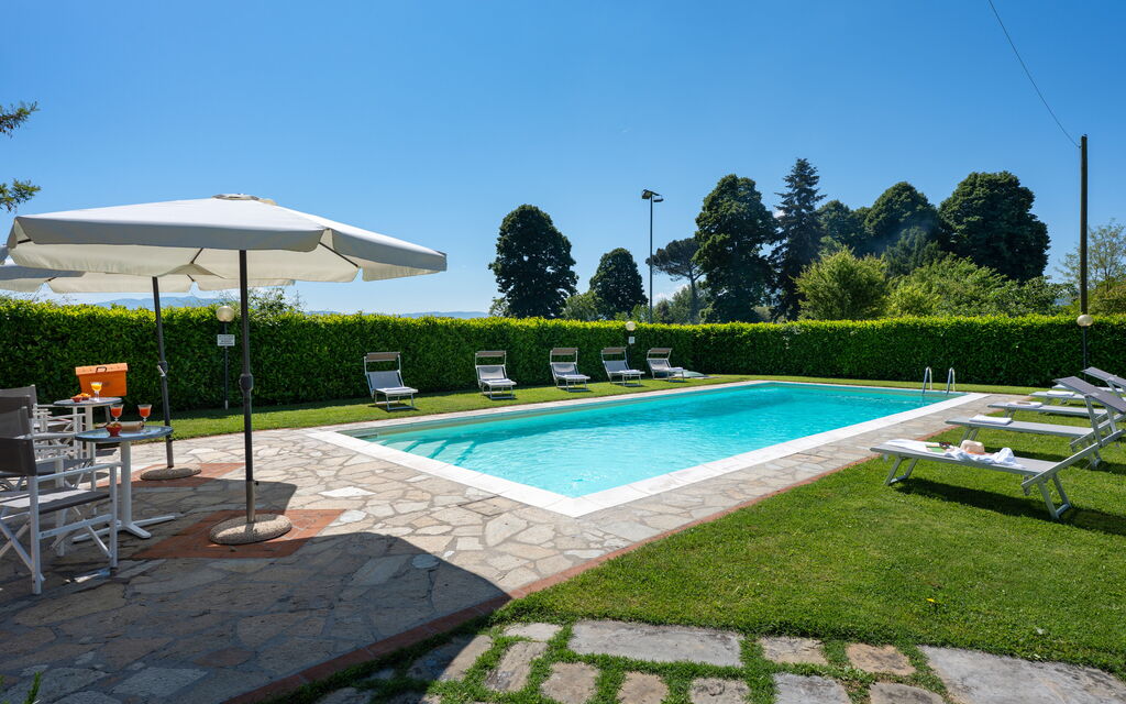 Podere Grossi: Building Exterior, Garden, Outdoor, Pool
