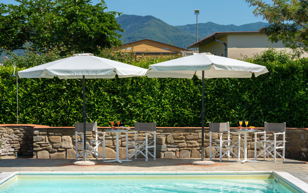 Podere Grossi: Building Exterior, Outdoor, Pool