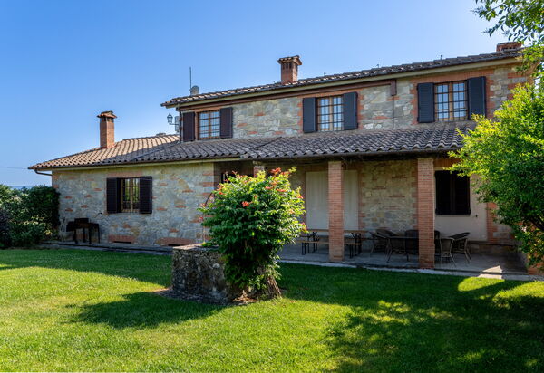 Casa Di Luca, Pool, Castelnuovo Berardenga: Autumn, Building Exterior, Spring, Summer