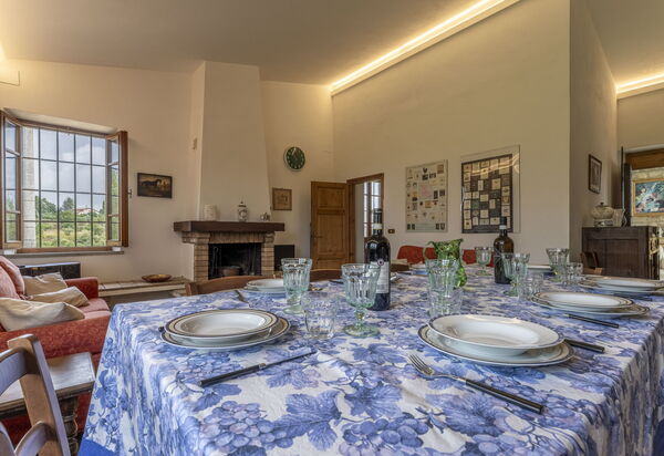 Casa Di Luca, Pool, Castelnuovo Berardenga: Autumn, Dining Room, Living Room, Spring, Summer