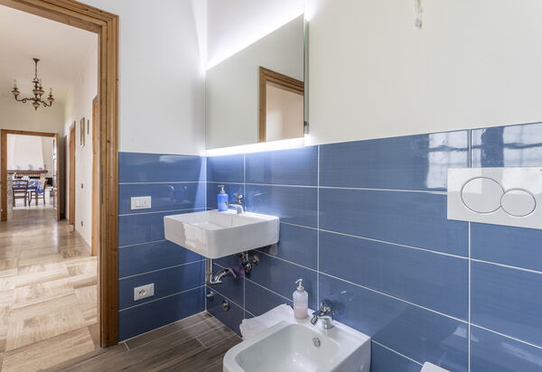 Casa Di Luca, Pool, Castelnuovo Berardenga: Autumn, Bathroom, Spring, Summer