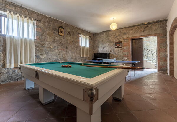 Casa Di Luca, Pool, Castelnuovo Berardenga: Autumn, Living Room, Spring, Summer