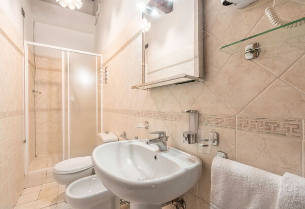 Le Masse - Greve In Chianti, Toscana: Autumn, Bathroom, Spring, Summer