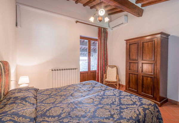 Le Masse - Greve In Chianti, Toscana: Autumn, Bedroom, Spring, Summer