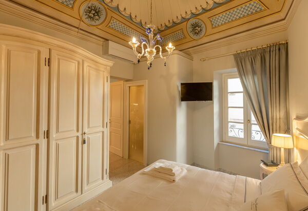 Charming Apartment Cartoni - Città Della Pieve, Umbria: Autunno, Camera da letto, Estate, Primavera