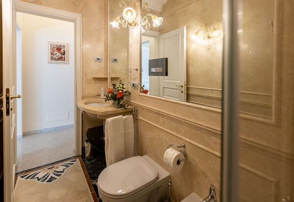 Charming Apartment Cartoni - Città Della Pieve, Umbria: Autunno, Bagno, Estate, Primavera