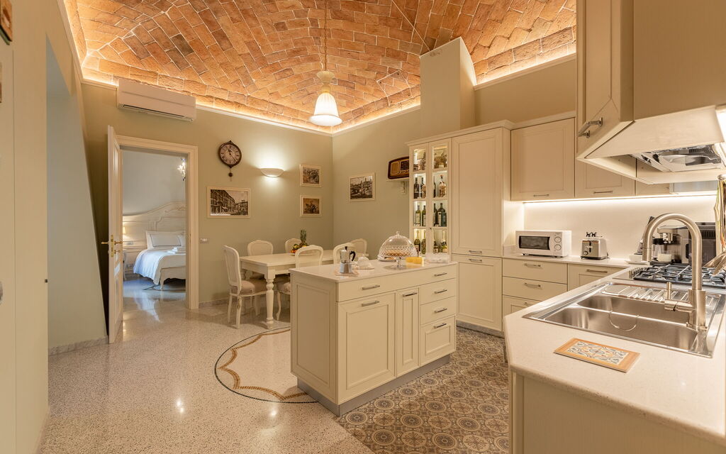 Charming Apartment Cartoni - Città Della Pieve, Umbria: Autumn, Kitchen, Spring, Summer