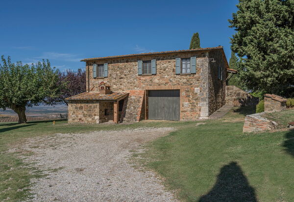 Orcia Panoramic View With Pool: Autumn, Building Exterior, Garden, Spring, Summer