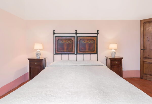 Orcia Panoramic View With Pool: Autumn, Bedroom, Spring, Summer