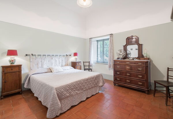 Orcia Panoramic View With Pool: Autumn, Bedroom, Spring, Summer