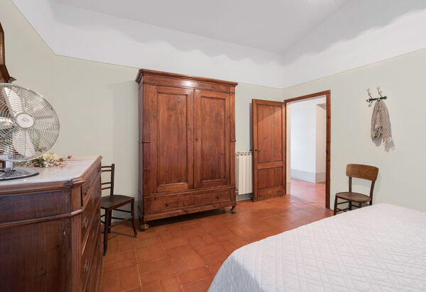 Orcia Panoramic View With Pool: Autumn, Bedroom, Spring, Summer