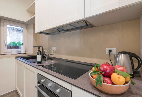 Il Nespolo Charming Apartment Fonterutoli - Siena, Toscana: Autumn, Kitchen, Spring, Summer