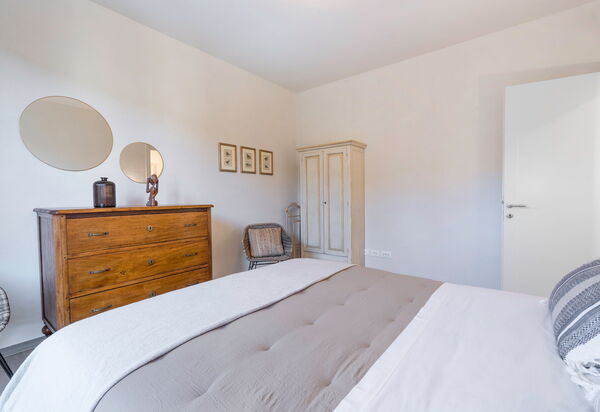 Il Nespolo Charming Apartment Fonterutoli - Siena, Toscana: Autumn, Bedroom, Spring, Summer